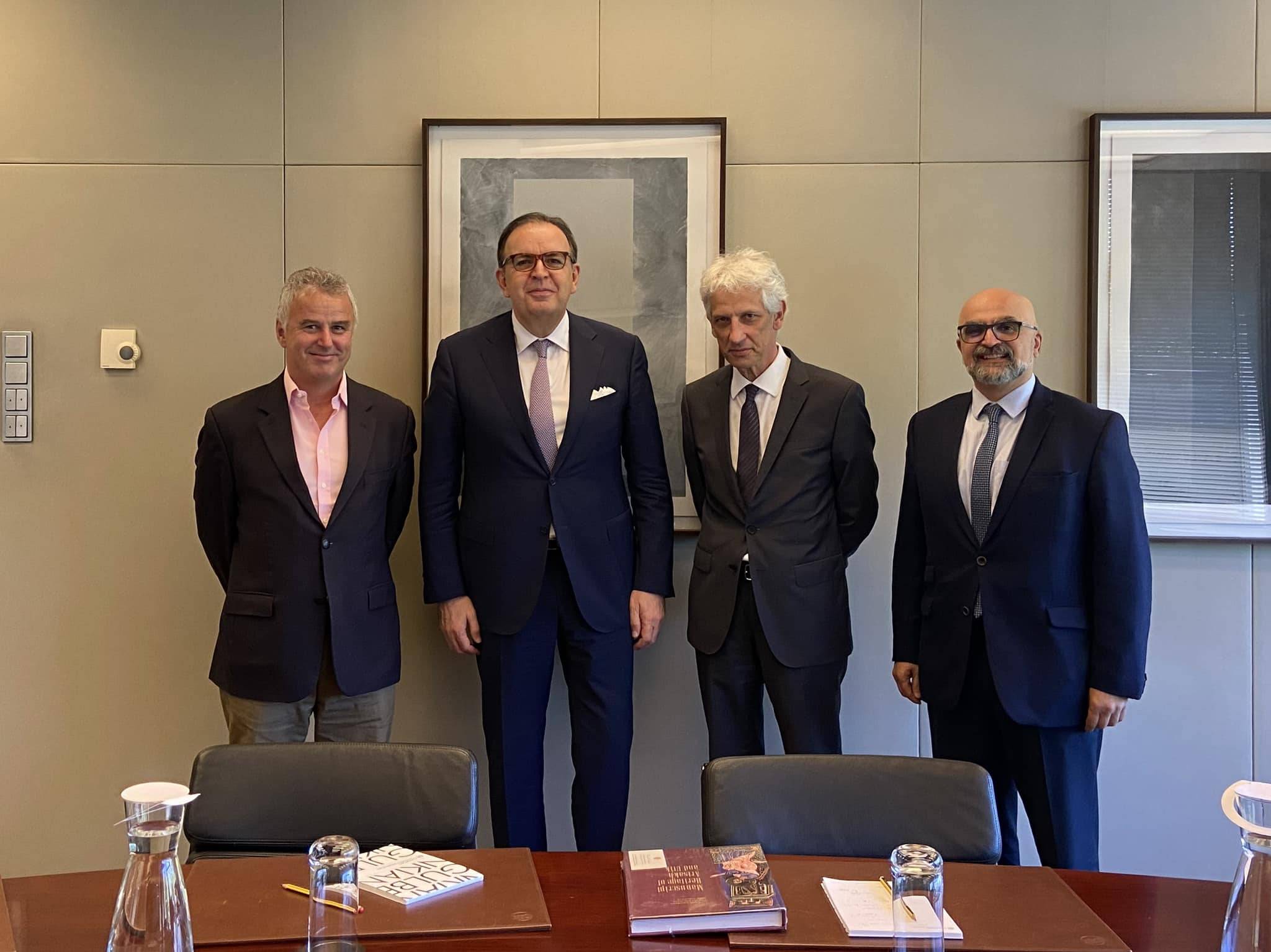 Ambassador Nazarian’s  meeting at the Gulbenkian Foundation