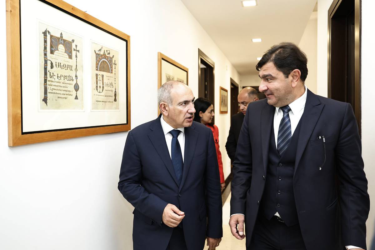 The Prime Minister visits the Embassy of the Republic of Armenia to the Holy See