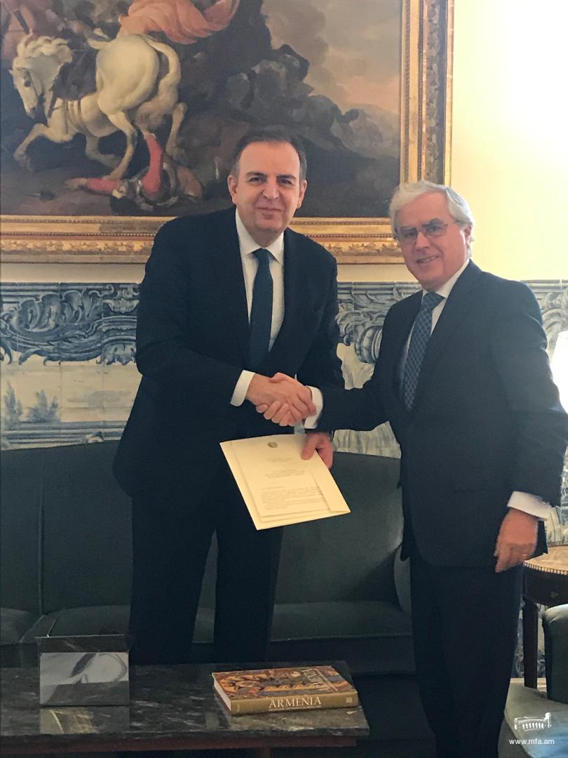 Meeting of Ambassador Nazarian with Mendonça e Moura, Secretary General of the Portuguese Foreign Ministry
