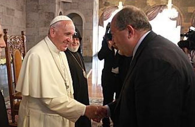 Messaggio di auguri del Presidente Armen Sarkissian a Papa Francesco